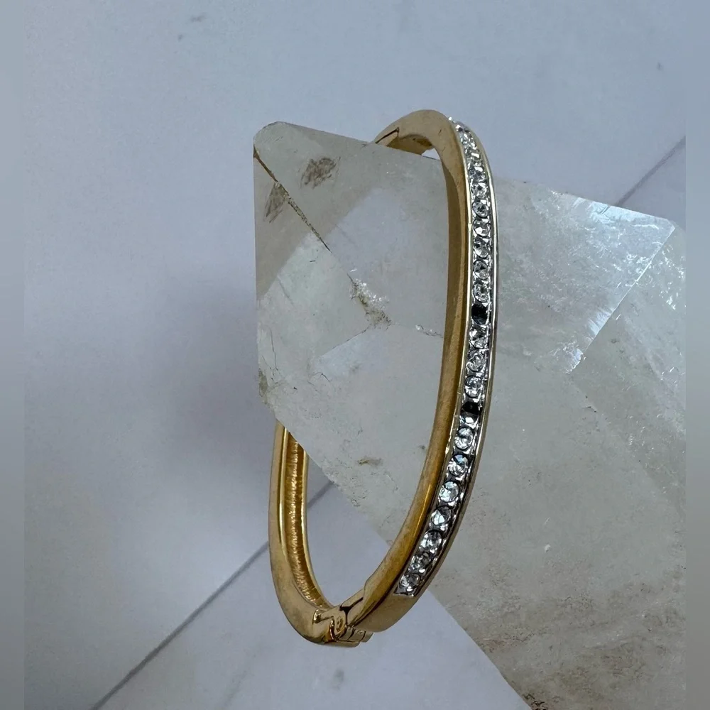 Vintage Swarovski Clear Crystal Hinged Bangle Bracelet *missing stones* - Picture 15 of 15